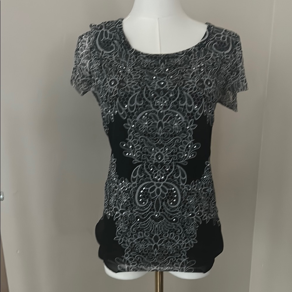 Elegant Black and Gray Women's Top